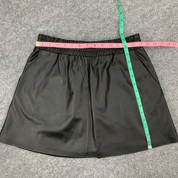 BCBGMaxazria Laika Faux Leather Skirt Womens S Small Black Pull On Pockets - Picture 8 of 14
